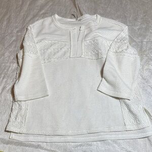 Live well White Textured Knit Sweater size L